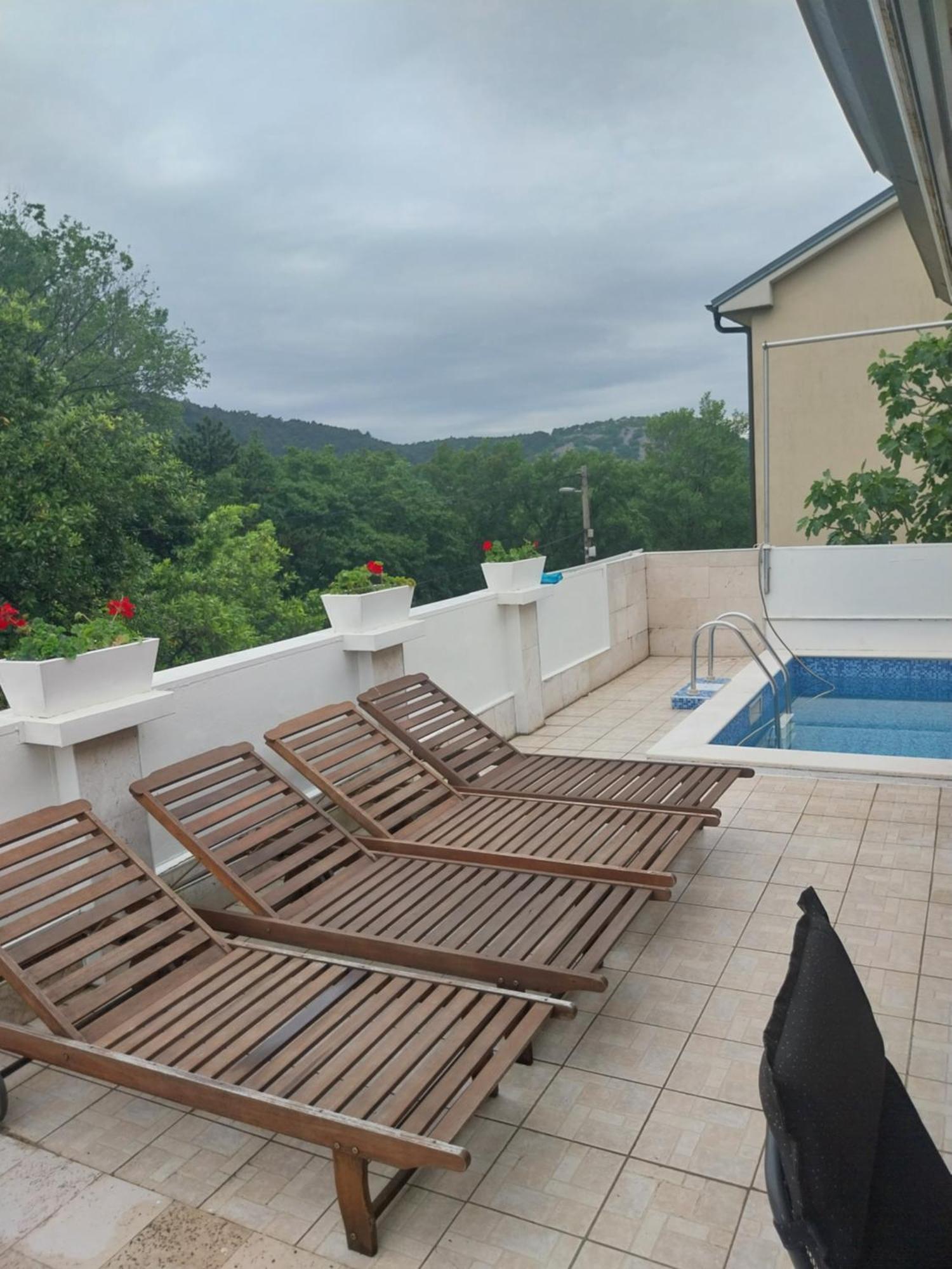 Vila Brig 108 - Private Swimming Pool And Jacuzzi Rijeka Exteriör bild